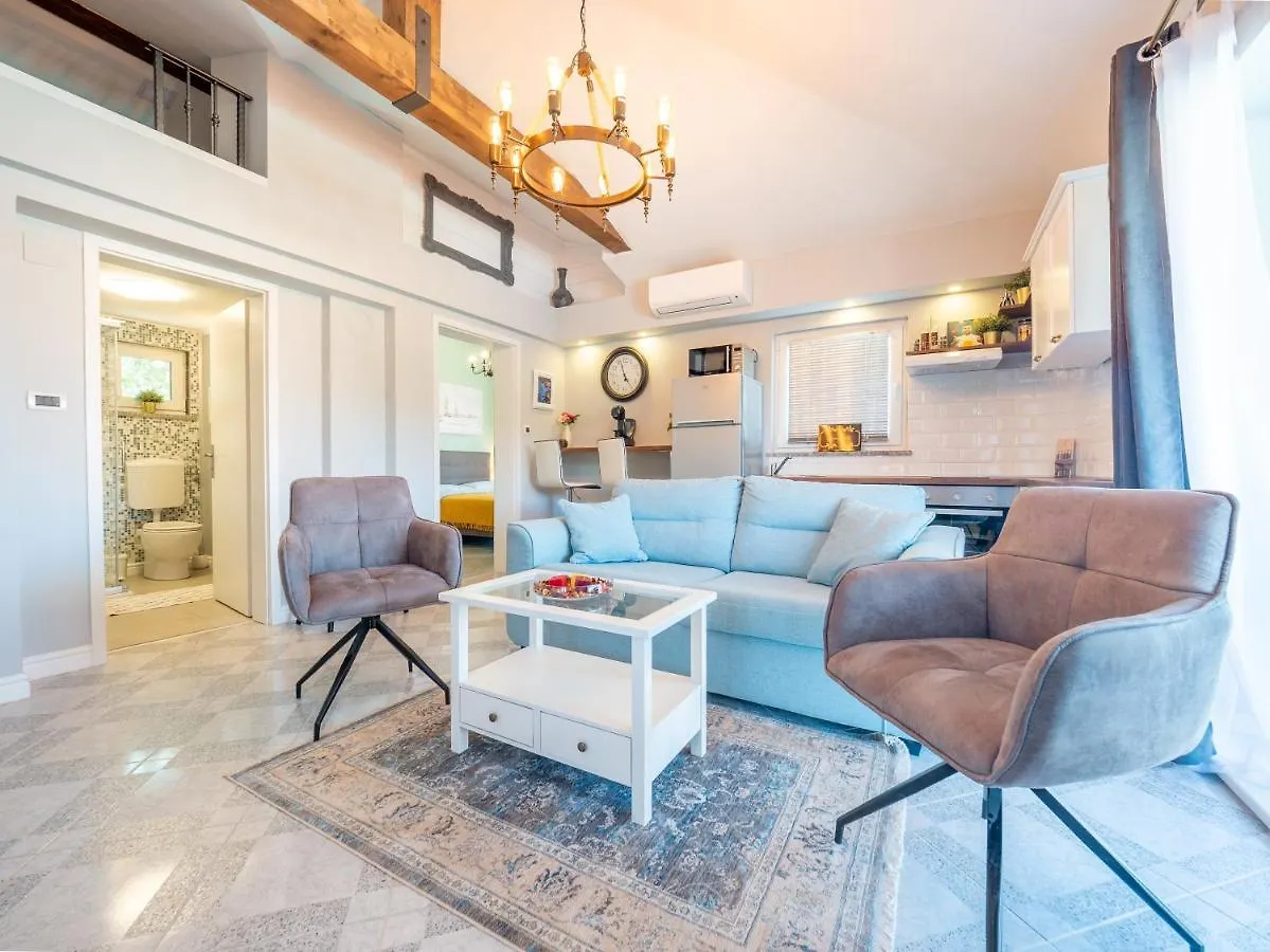Krasna Kuca Villa Labin  Croatia